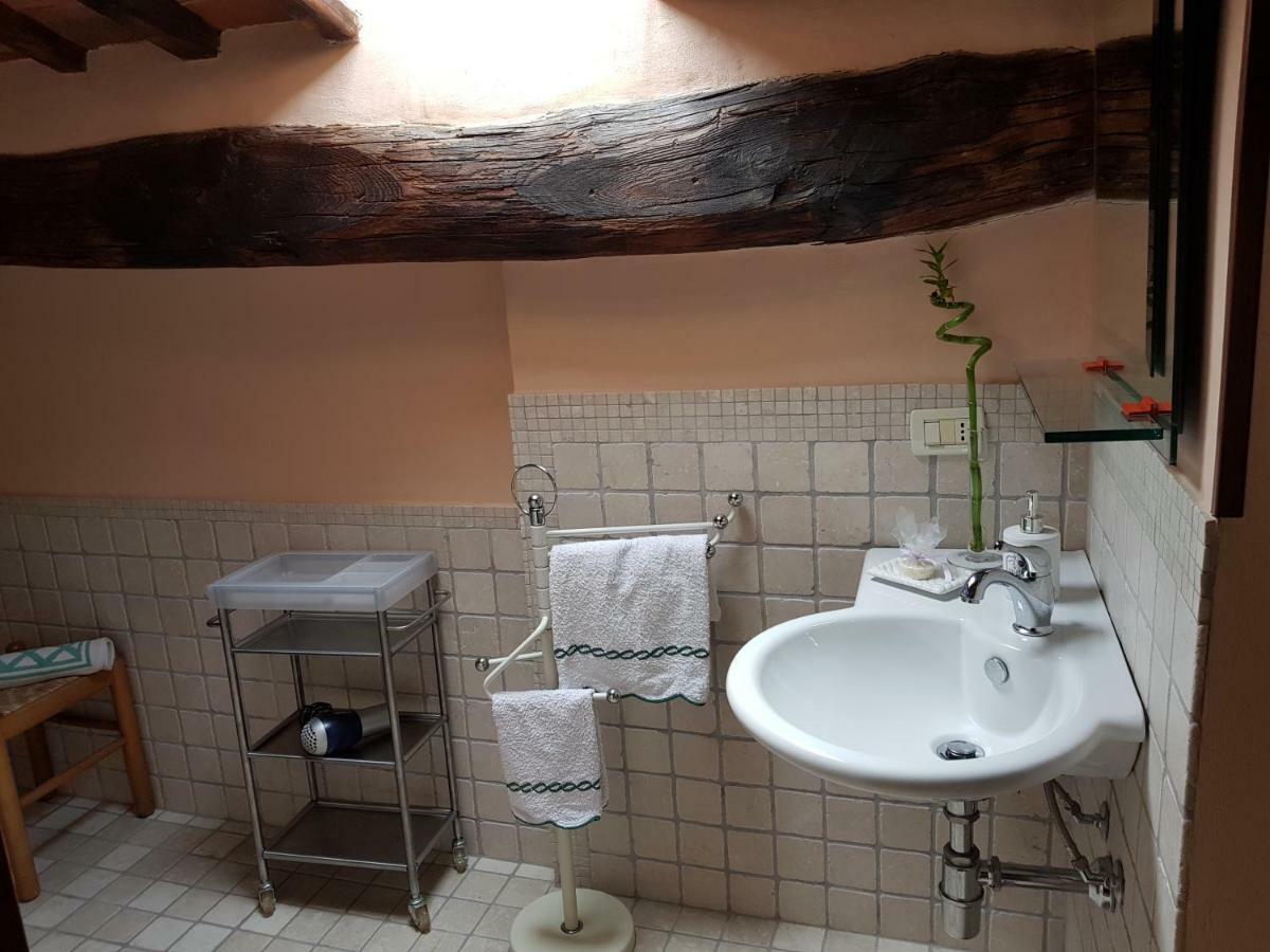 Appartamento Valle Verde Buti Екстериор снимка