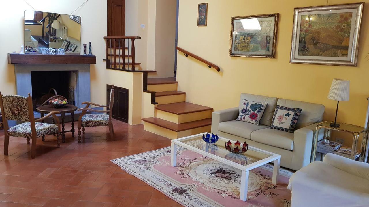 Appartamento Valle Verde Buti Екстериор снимка