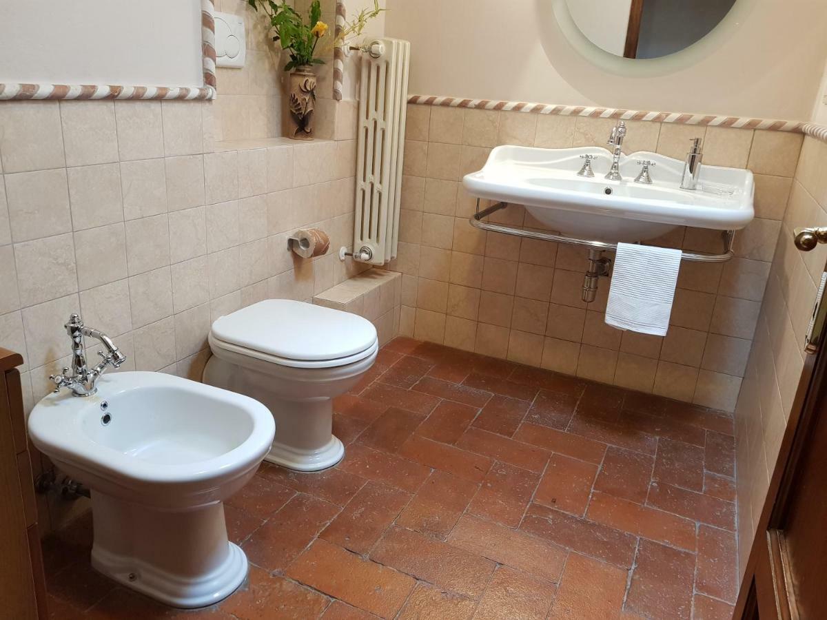 Appartamento Valle Verde Buti Екстериор снимка