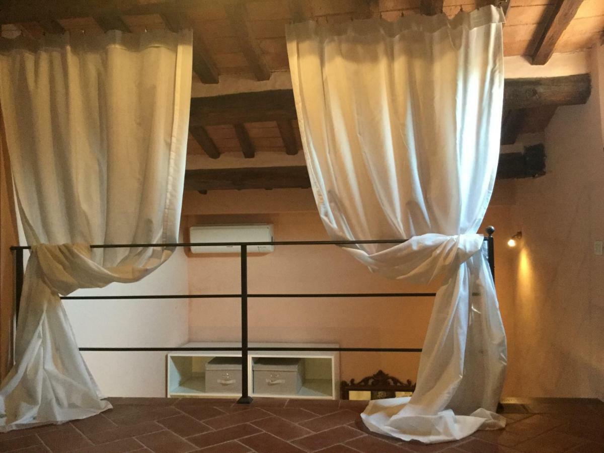 Appartamento Valle Verde Buti Екстериор снимка
